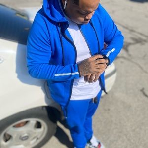 Meet your Posher, Kenneth